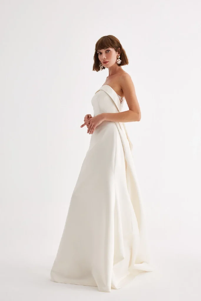 zamansız gelinlikler: begüm salihoğlu ile yeni bir dönem 10 zamansız gelinlik