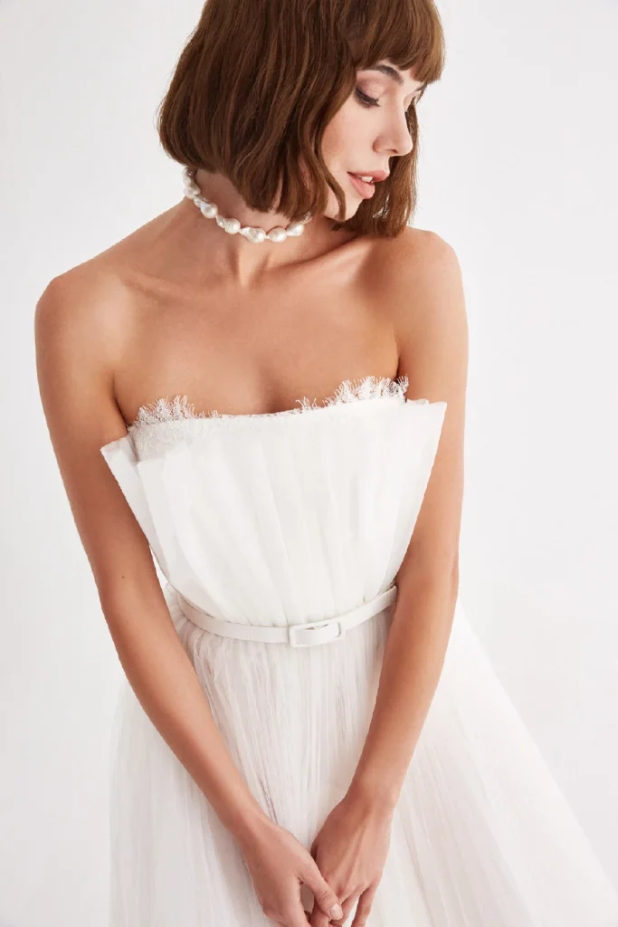 zamansız gelinlikler: begüm salihoğlu ile yeni bir dönem 5 zamansız gelinlik