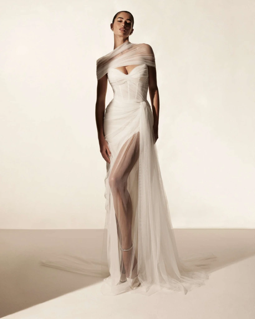 monique lhuillier gelinlik