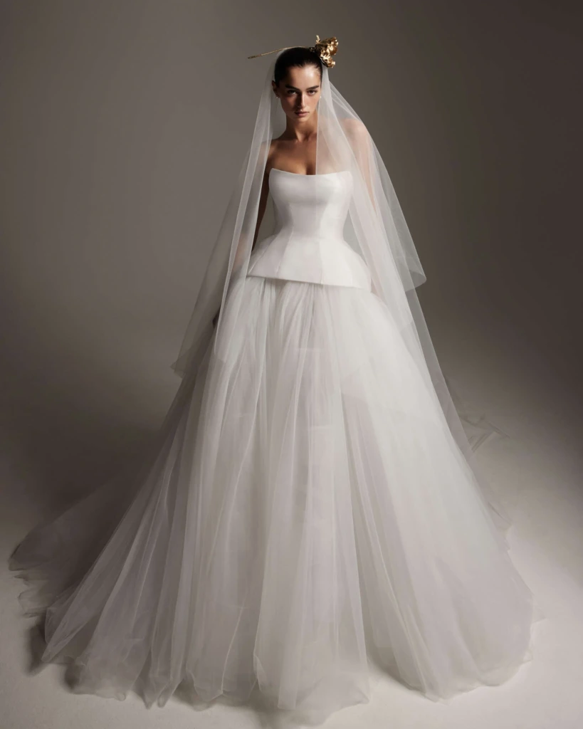 monique lhuillier gelinlik