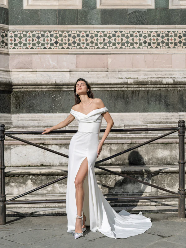 monique lhuillier gelinlik