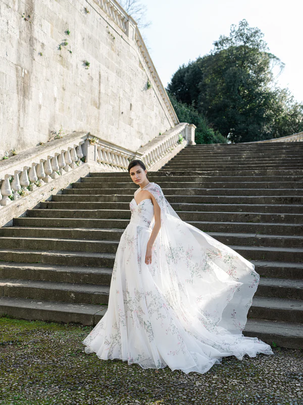 monique lhuillier gelinlik