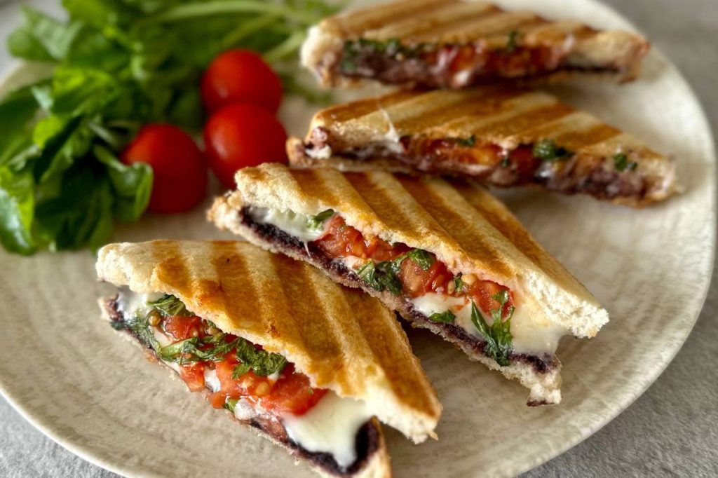 tostların kalori dünyası: hangi tost kaç kalori? 20 tost kalori