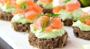 Somon Fümeli Avokado Kanepe: Şıklığın ve Lezzetin Buluşma Noktası