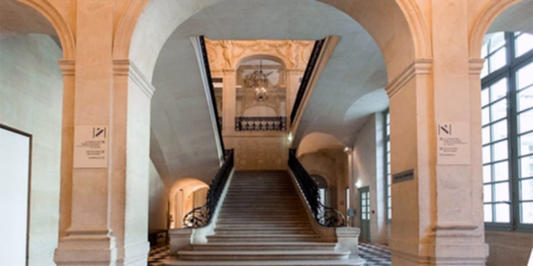 Jacquemus, Yeni Defilesini Picasso Müzesi'nde Gerçekleştirecek