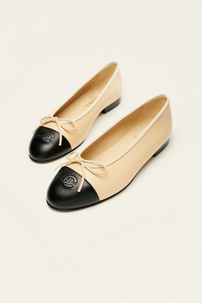 zamansız ayakkabı tasarımları: i̇konik parçaların kültürel yolculuğu 3 ikonik ayakkabı tasarımları