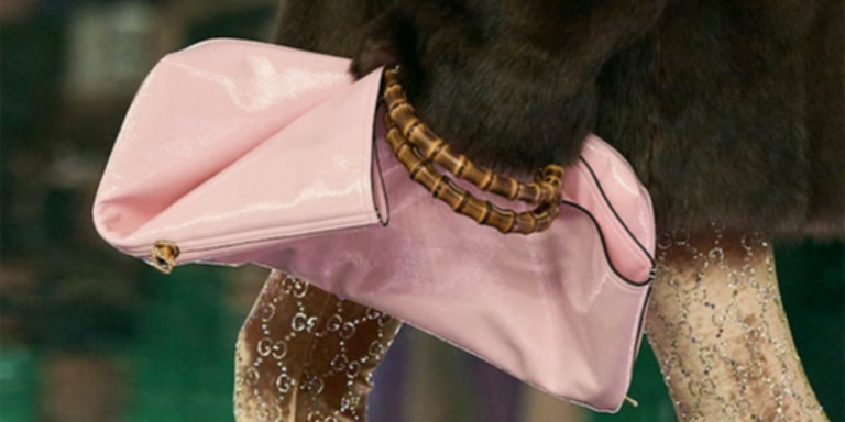 Zamansız Formların Dönüşü: Moda Tarihinin İkonik Parçaları