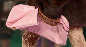 Yves Saint Laurent Mombasa’nın Dönüşü: Zamansız Çanta Trendleri