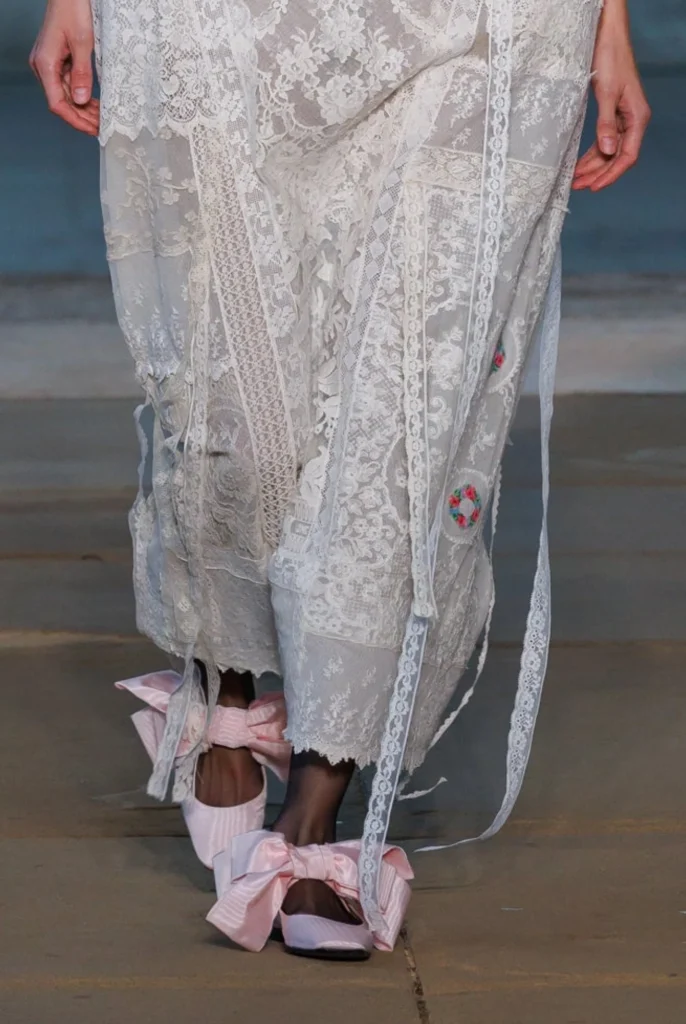 2026 i̇lkbahar-yaz ayakkabı trendleri: zamansız ve modern silüetler 14 2026 ayakkabı trendleri