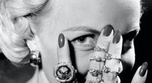 2026’nın Nişan Yüzüğü Trendleri: Gelin Adaylarının Yeni Tercihleri