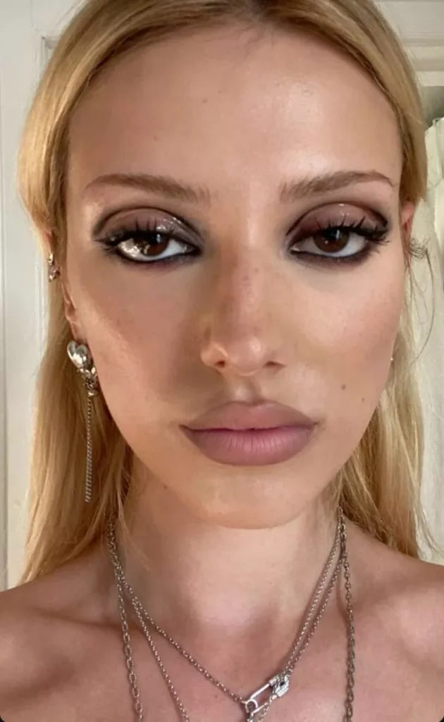 2026'nın makyaj trendleri: cesur ve gerçek görünümler 12 2026 makyaj trendleri