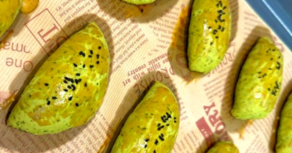 ıspanaklı labneli poğaça