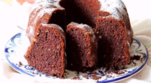 Kakaolu Kek: Sıcak Bir Anı Eşliğinde Huzur Dolu Bir Tat