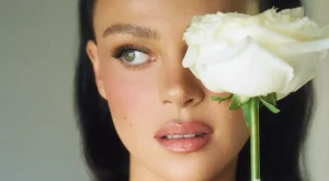 Kış Gelinleri İçin Parlak Makyaj Trendleri