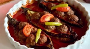 Köfteli Karnıyarık: Sofralarınıza Lezzet Katacak Bir Tarif