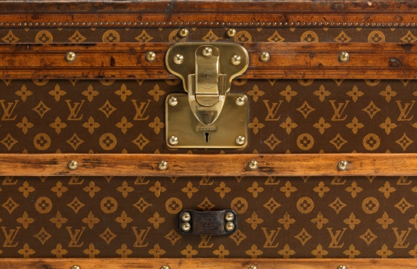 louis vuitton monogram: 130 yıllık bir i̇konun moda yolculuğu 4 louis vuitton monogram