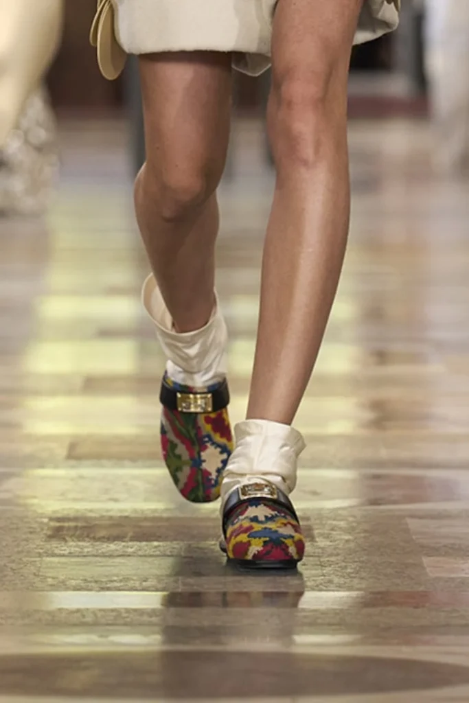 2026 i̇lkbahar-yaz ayakkabı trendleri: zamansız ve modern silüetler 11 2026 ayakkabı trendleri