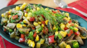 Yaz Sofralarının Gözdesi: Mantar Salatası