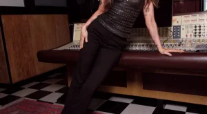 Miley Cyrus’un Dönemleri: Kendi Güzellik Yolculuğu