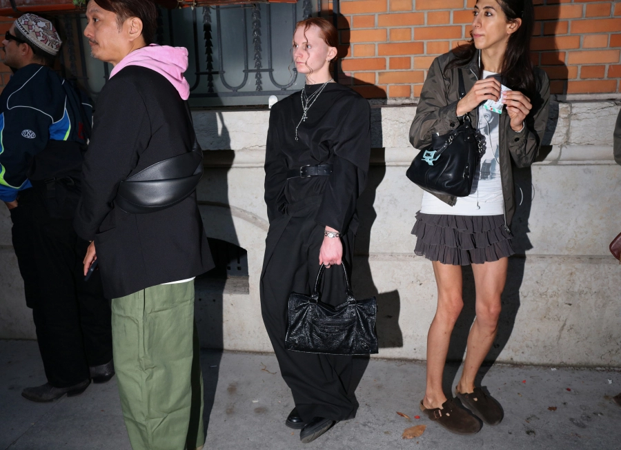 paris moda haftası’nın sokak stili büyüsü 16 sokak stili