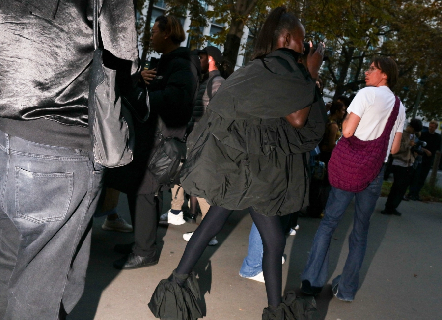 paris moda haftası’nın sokak stili büyüsü 30 sokak stili