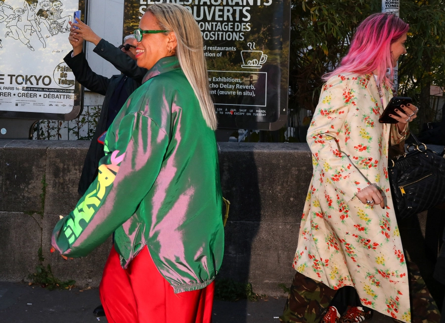 paris moda haftası’nın sokak stili büyüsü 99 sokak stili