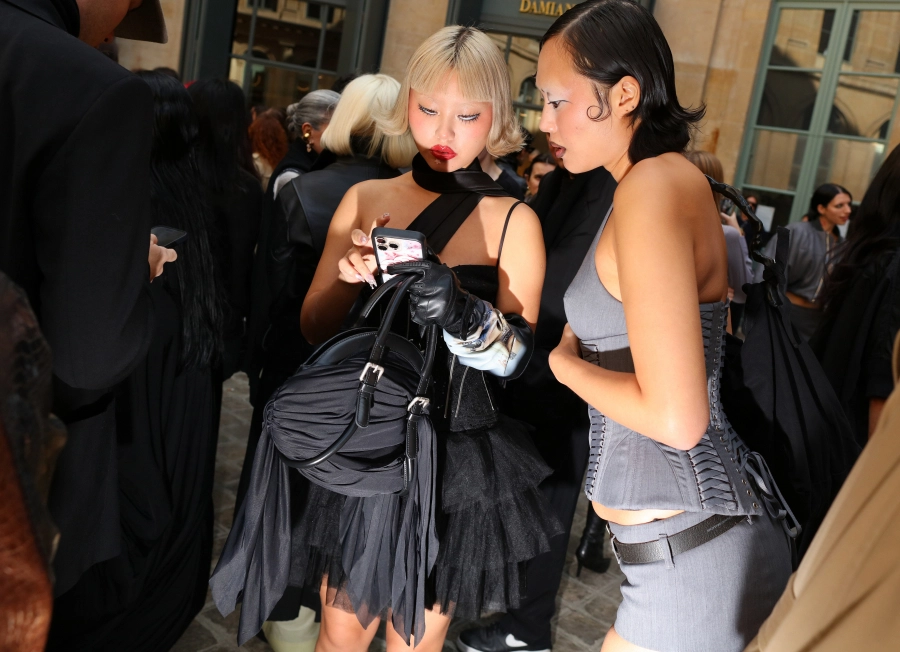 paris moda haftası’nın sokak stili büyüsü 104 sokak stili