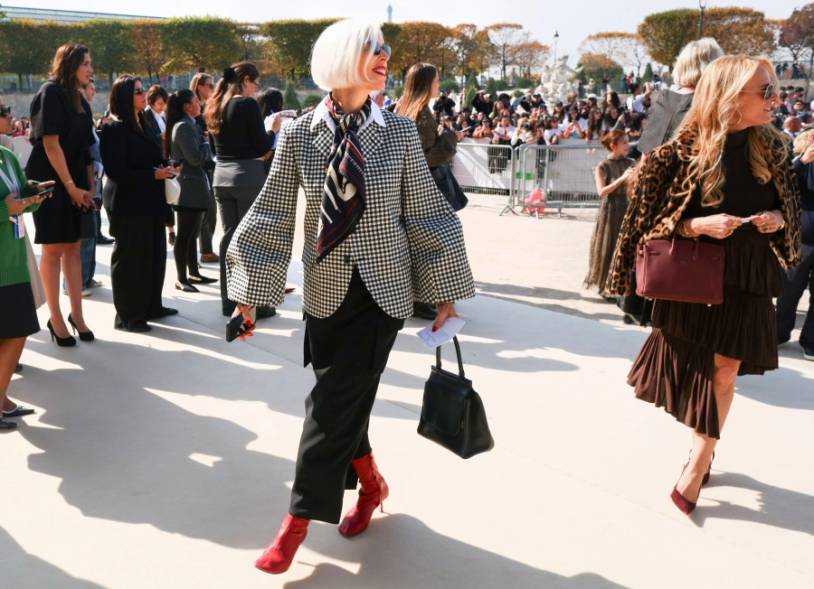 paris moda haftası’nın sokak stili büyüsü 168 sokak stili