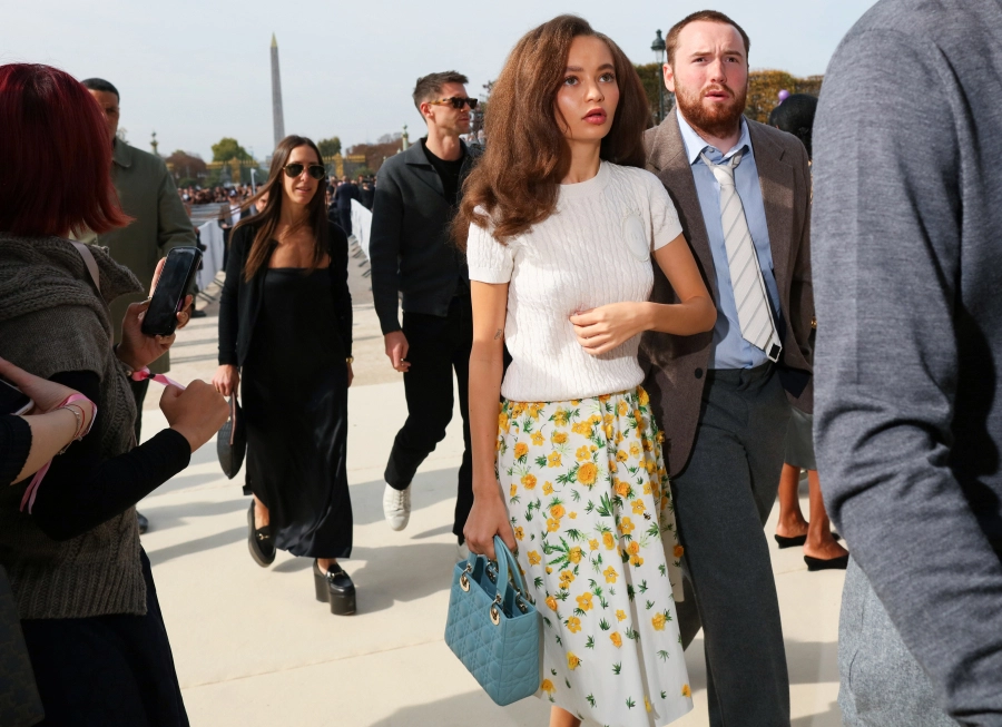 paris moda haftası’nın sokak stili büyüsü 192 sokak stili