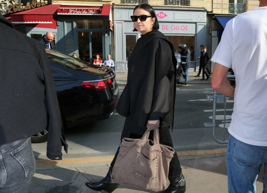 paris moda haftası’nın sokak stili büyüsü 193 sokak stili