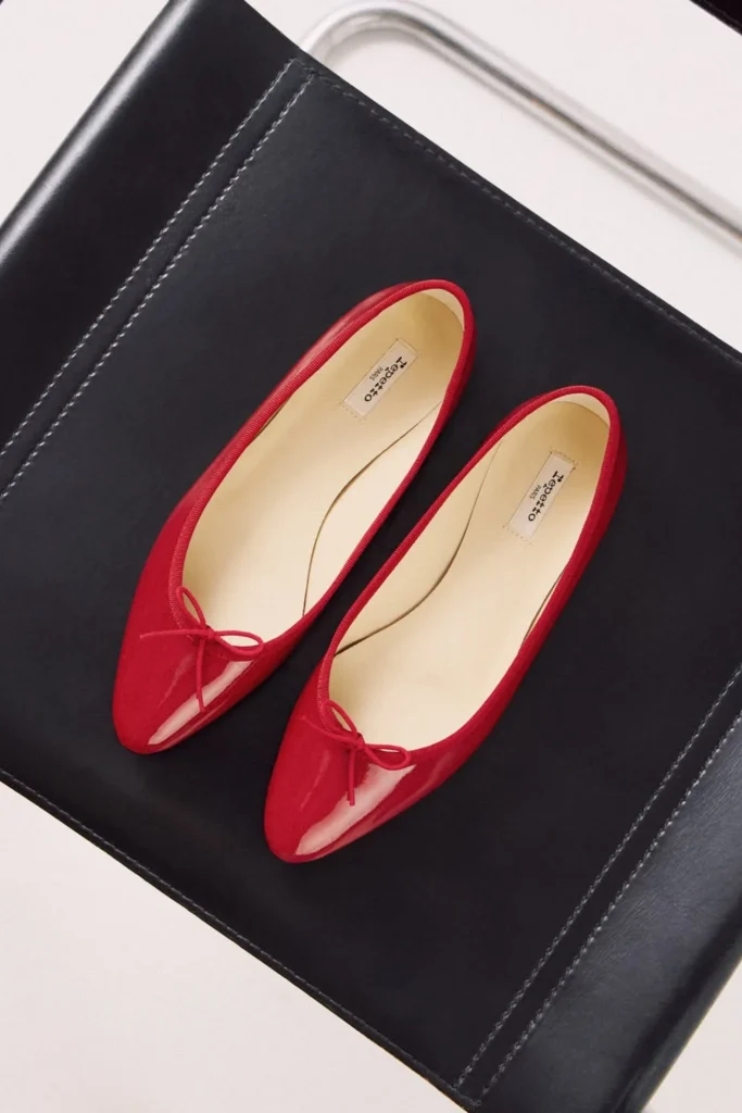 zamansız ayakkabı tasarımları: i̇konik parçaların kültürel yolculuğu 15 ikonik ayakkabı tasarımları