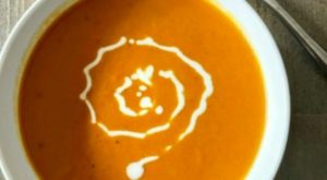 Sıcak Bir Kucak: Tatlı Patatesli Sebze Çorbası