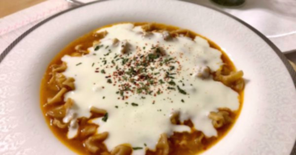 tavuklu nohutlu mantı