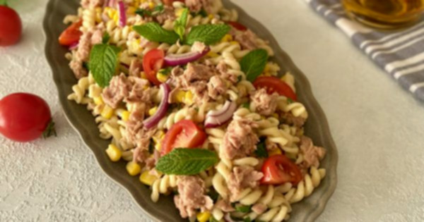 ton balıklı makarna salatası