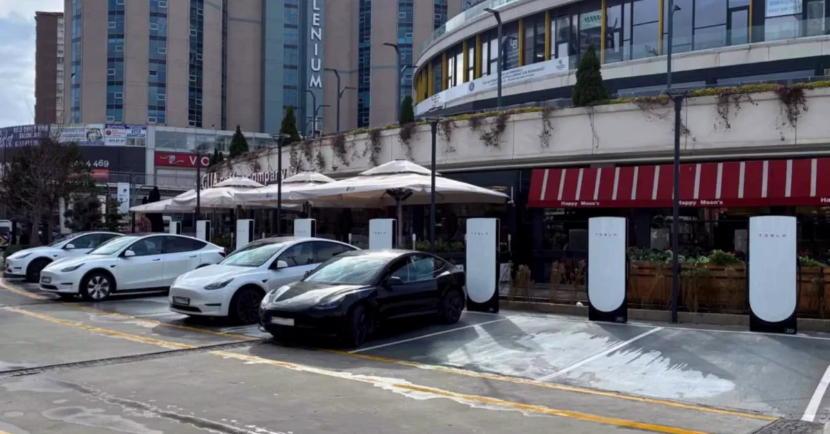 İstanbul'un Yeni Elektrikli Sürüş Rotaları: Tesla Supercharger Gürpınar