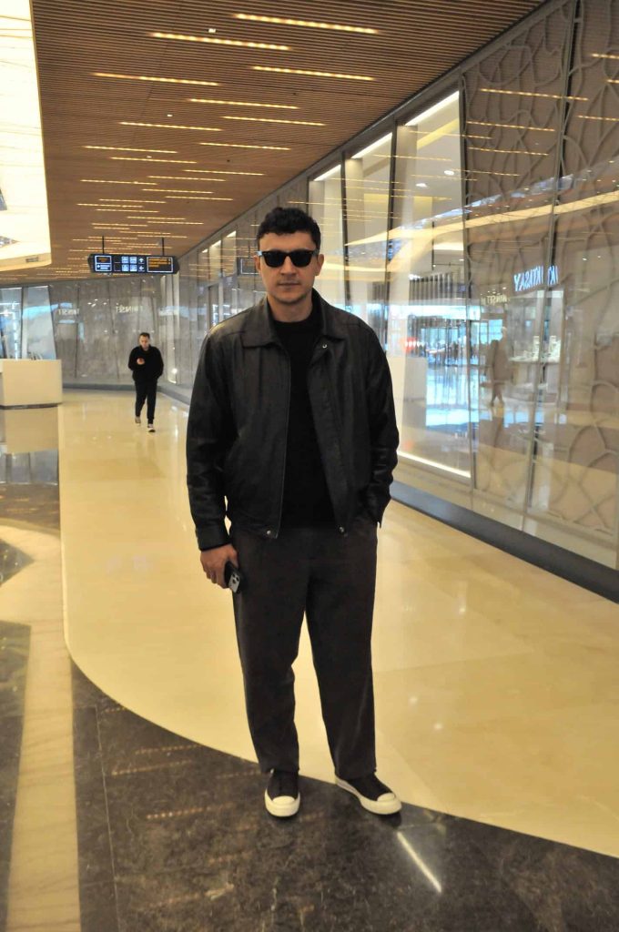 ünlülerin alışveriş keyfi: zorlu avm'de görülen yıldızlar 4 ünlü alışveriş