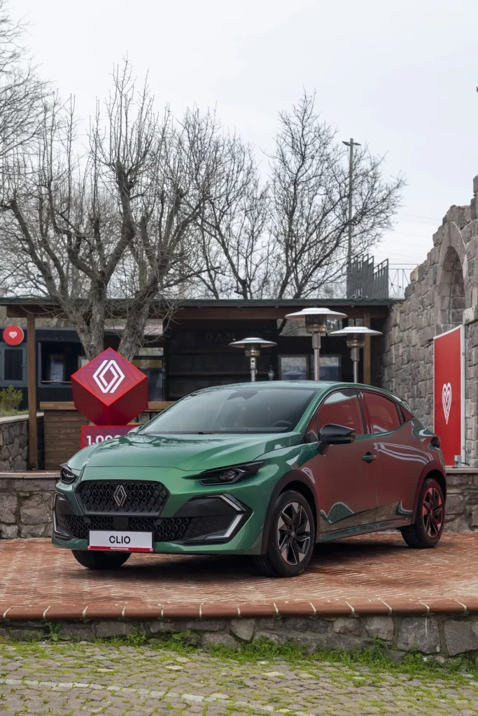 yeni renault clio: tasarım, performans ve teknolojiyle yenilendi 18 yeni renault clio