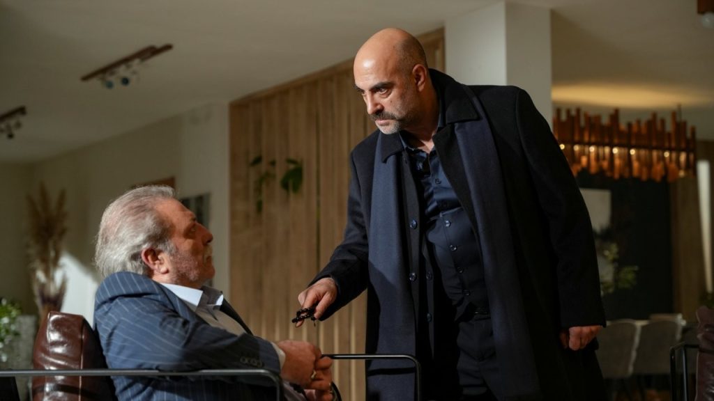 eşref rüya: yeni dönemin başlangıcı ve ölü yaşar’ın etkisi 4 eşref rüya