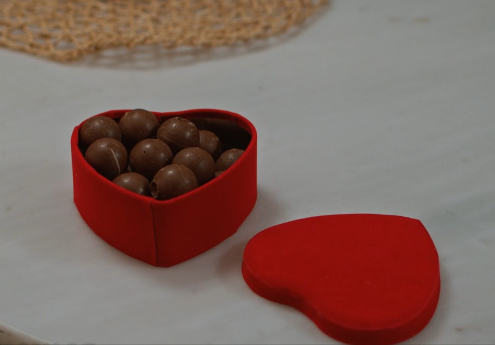 güller ve günahlar: sevgililer günü'nde kalpleri isıtacak anlar 2 sevgililer günü