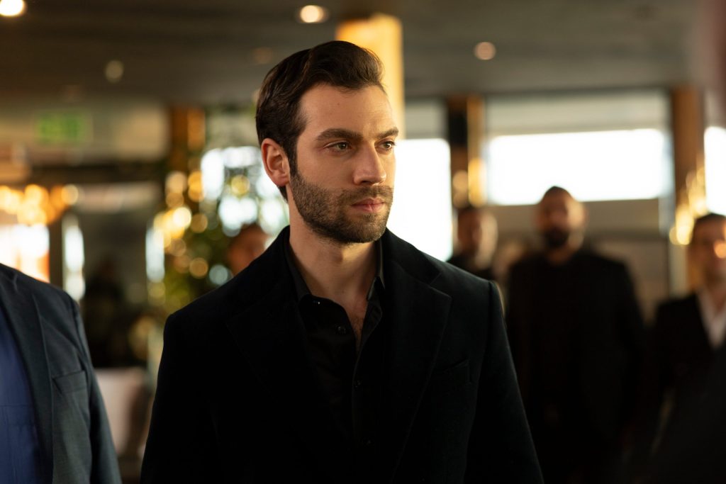 sahipsizler'de şok gelişmeler: azize ve devran'ın yüzleşmesi 5 sahipsizler 49. bölüm