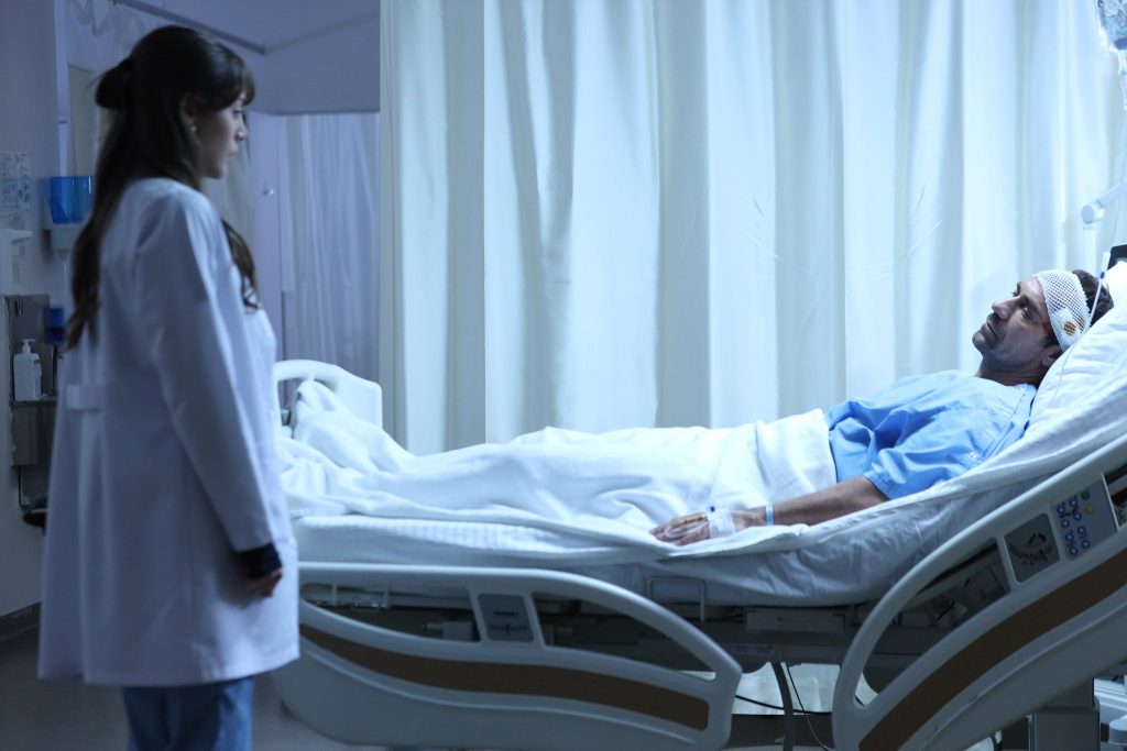 doktor: başka hayatta