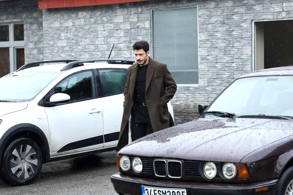 i̇nci taneleri: gizemli i̇lişkiler ve duygu yüklü anlar 1 i̇nci taneleri