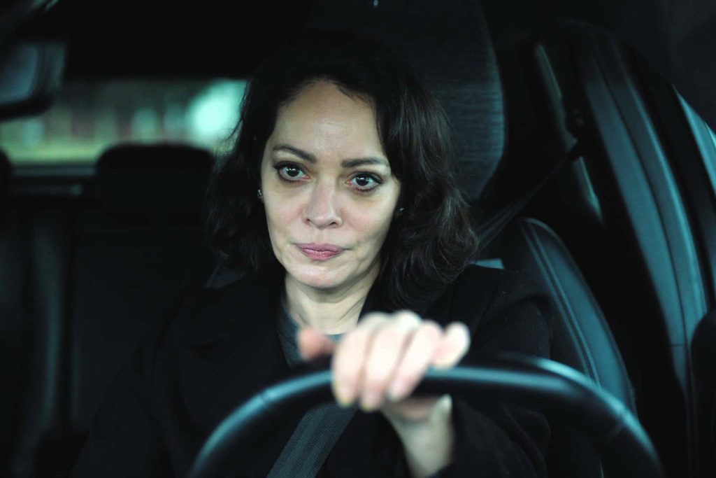 kıskanmanın gölgesinde: duygular ve i̇lişkiler üzerine bir i̇nceleme 2 kıskanmak dizisi