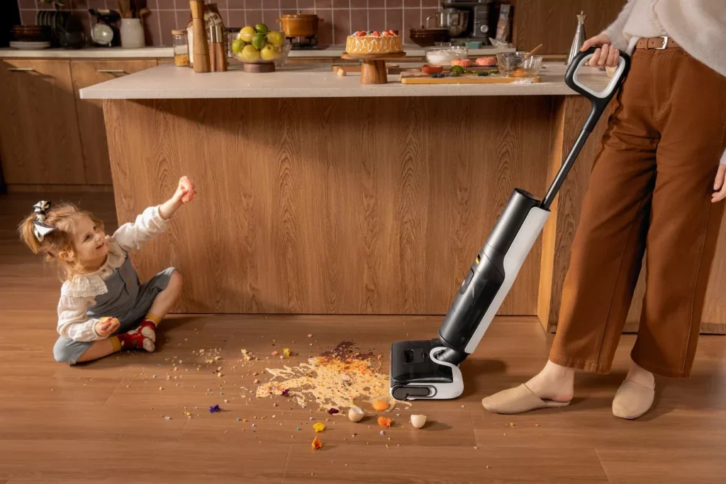 sevgililer günü'nde teknolojiyle dolu hediyeler: saros 10r ve f25 ace 6 roborock hediyeleri