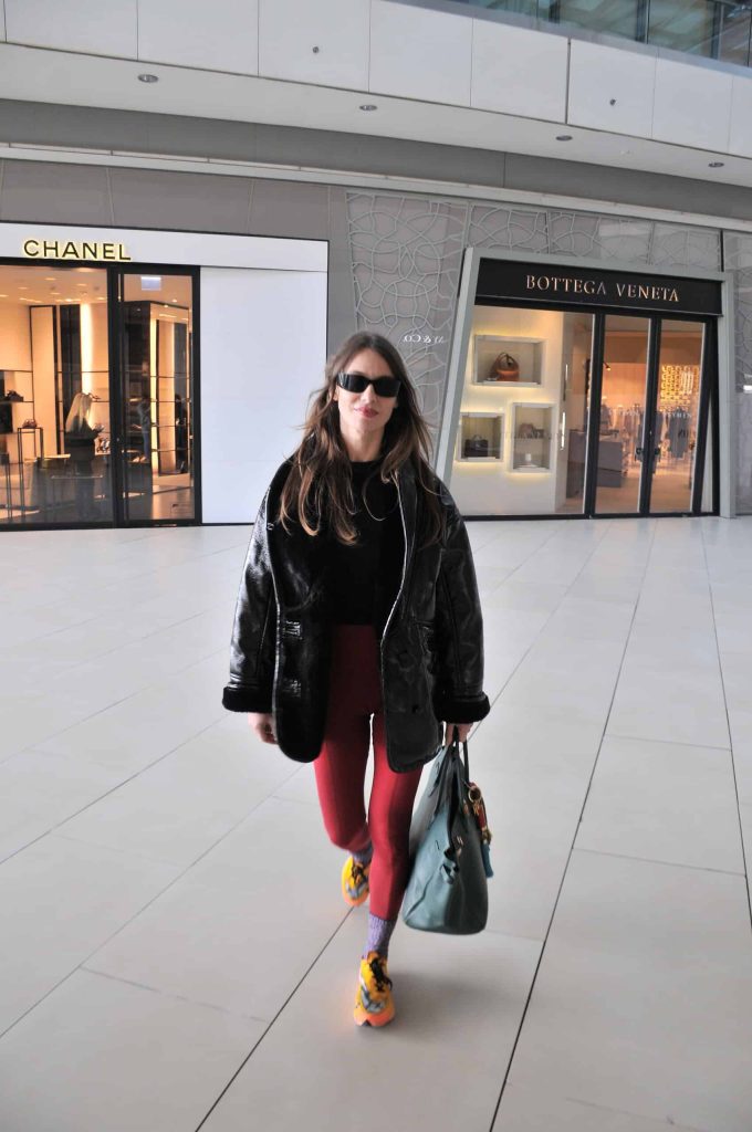 ünlülerin alışveriş keyfi: zorlu avm'de görülen yıldızlar 1 ünlü alışveriş