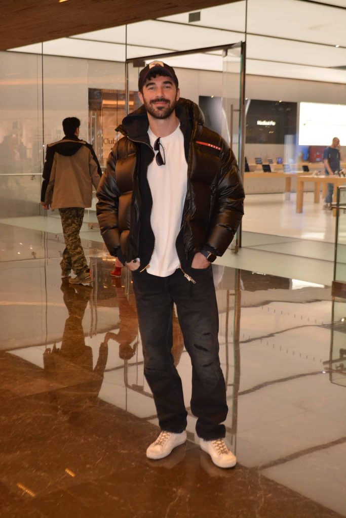 ünlülerin alışveriş keyfi: zorlu avm'de objektiflere yansıyan anlar 2 ünlülerin alışveriş