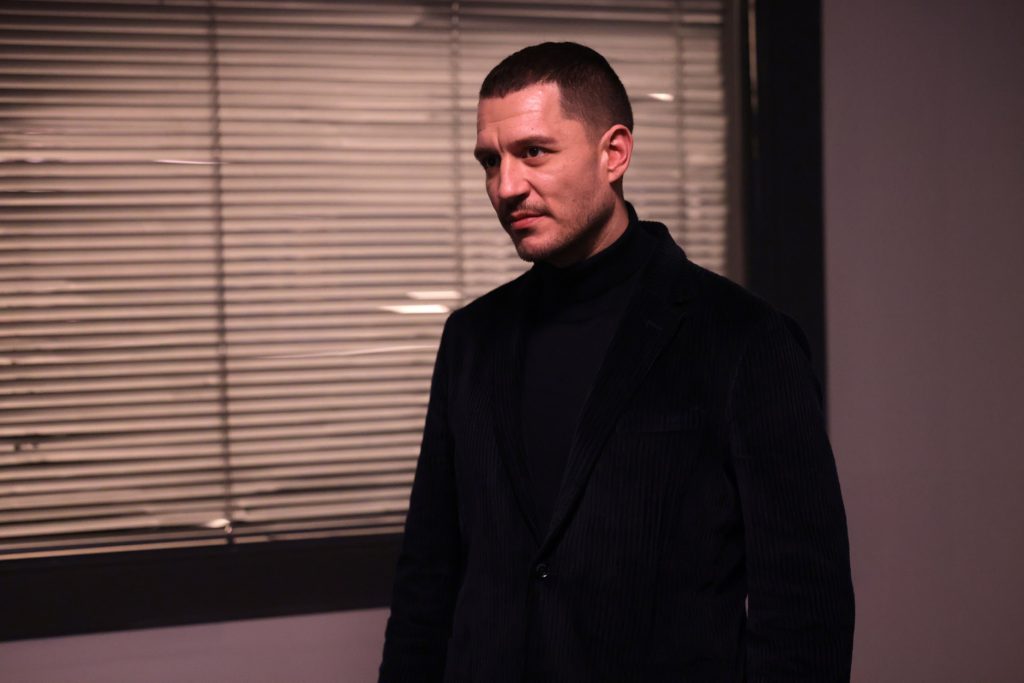 yeraltı'nın derinliklerinde savaş başlıyor 2 yeraltı dizisi