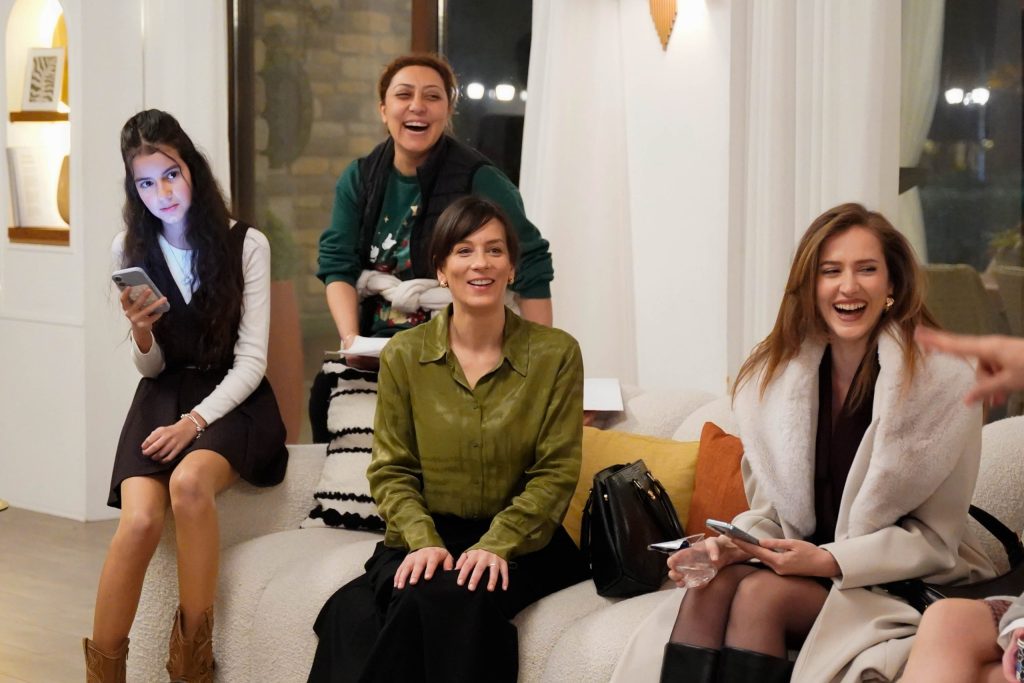 güller ve günahlar: set arkasında bayram havası 1 güller ve günahlar