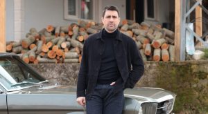 Kadir’in Dünyası: Hırs, Aşk ve Hayatta Kalma Mücadelesi