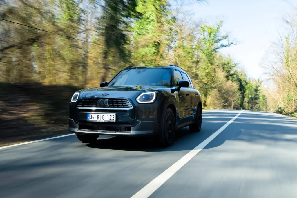 mini countryman: şehirli ve maceracı bir yol arkadaşı 1 mini countryman